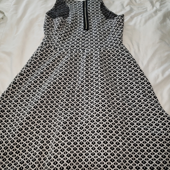 Maurice Black and white pattern Size 0 Dress - Picture 4 of 10